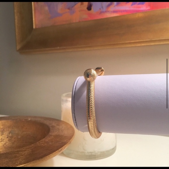 Jessica Elliot Highland Cuff - Picture 3 of 7